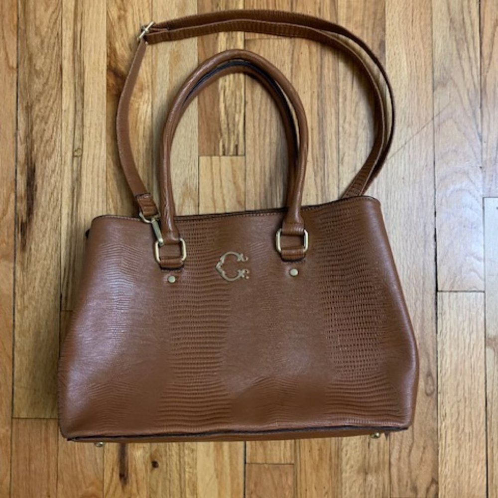 C. Wonder Brown Shoulder Bag